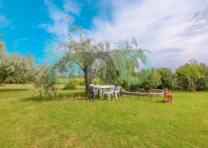 Holiday home Harmony Hideaway