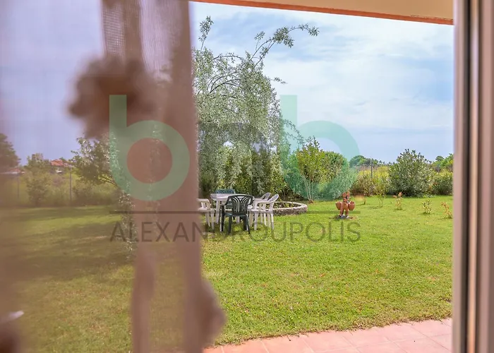 Holiday home Harmony Hideaway *